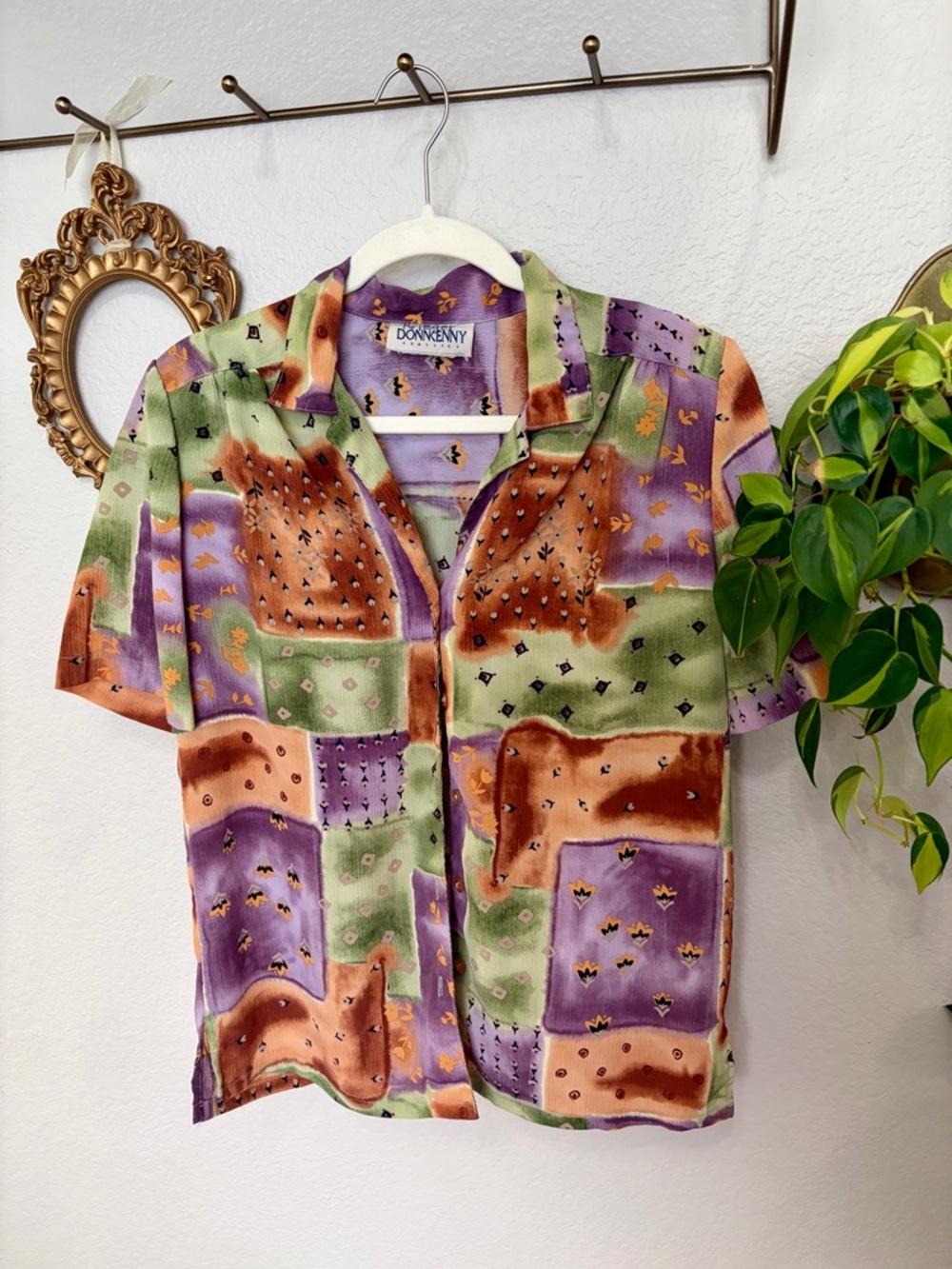 Vintage Short Sleeve Button-Up Shirt in Multicolor Patch Print